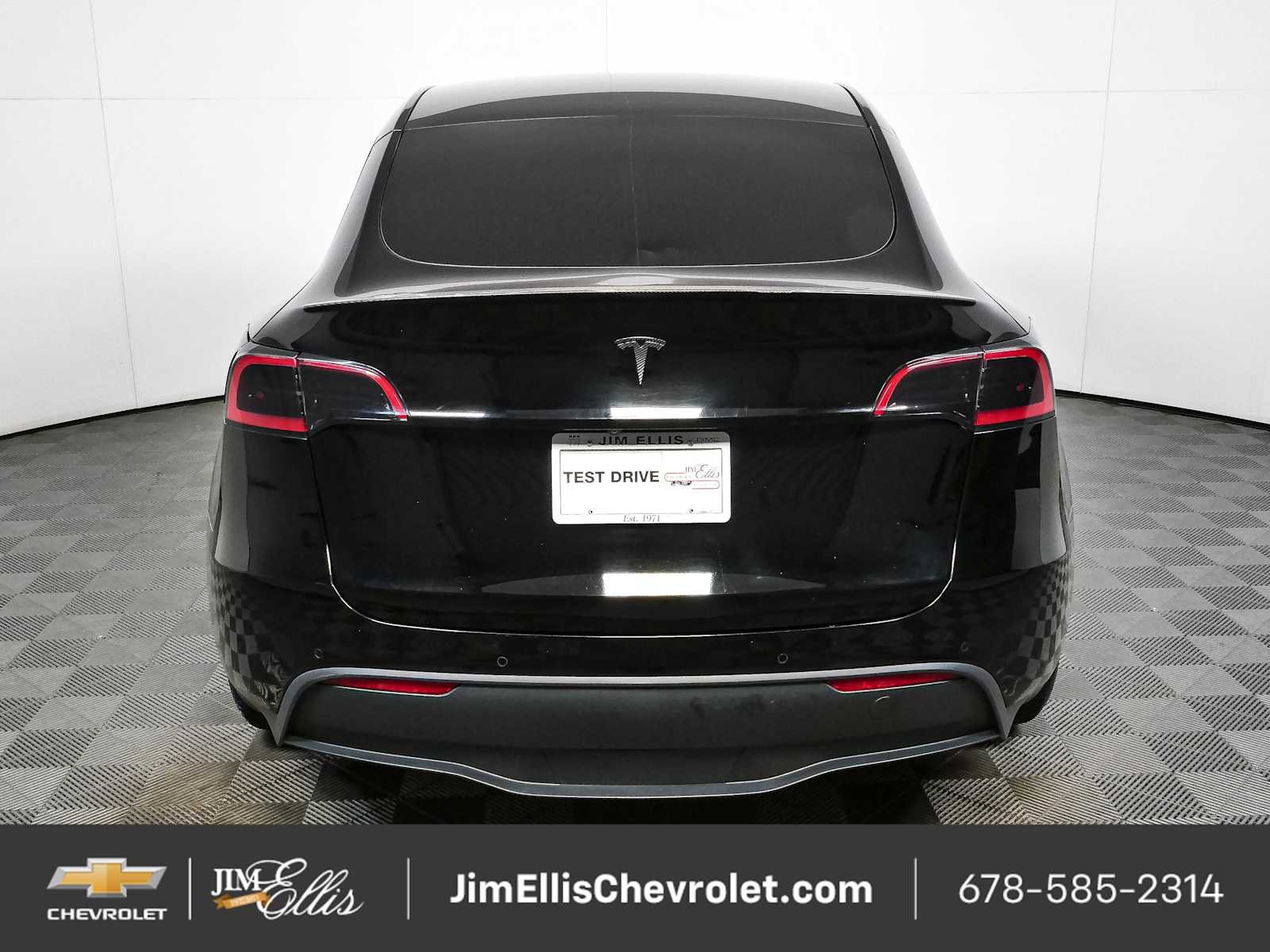 Used 2022 Black Tesla Performance Dual Motor All-Wheel Drive image 27