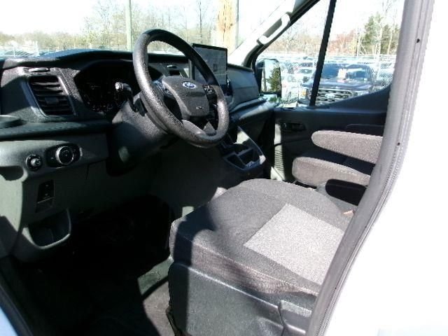Used 2023 Oxford White Ford Base image 10