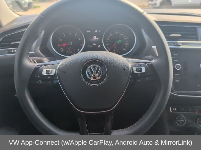 Used 2020 Gray Volkswagen 2.0T SE image 9