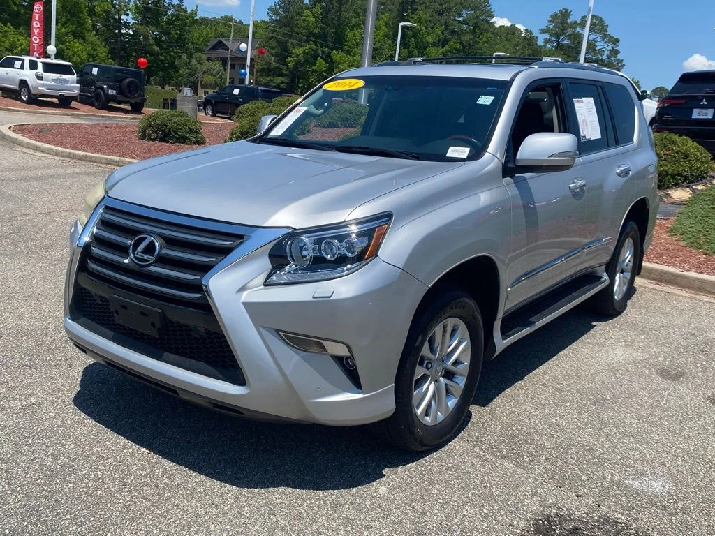 Used 2014 Gray Lexus 460 image 2