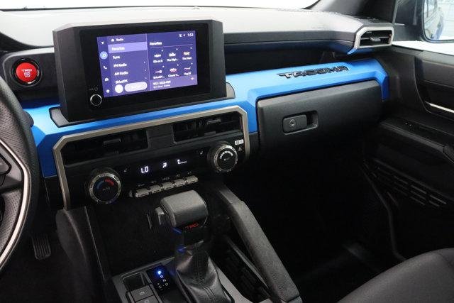 2025 Toyota Tacoma TRD Off Road - Photo 15