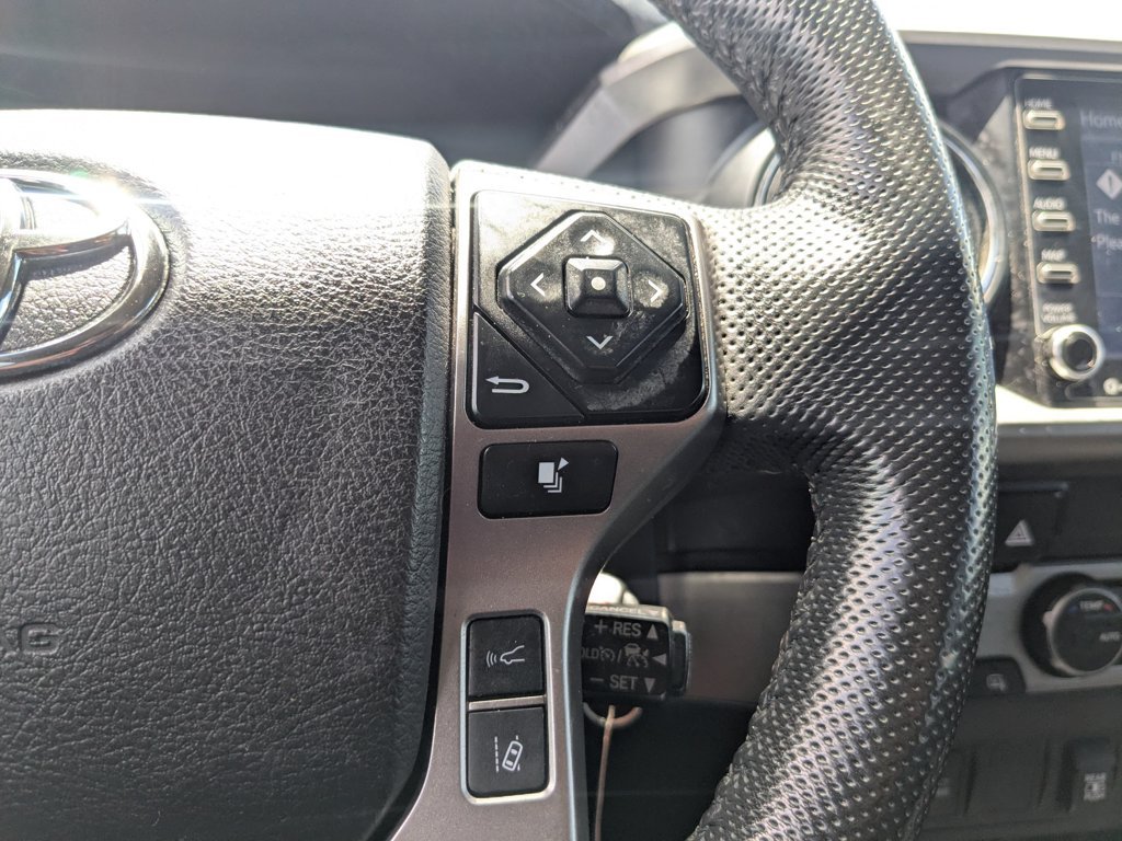 Used 2022  Toyota SR image 21