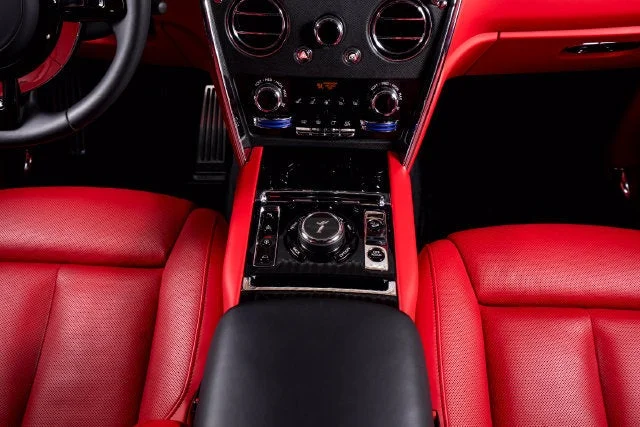 Used 2023 Arctic White Rolls-Royce  image 38
