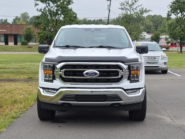 Used 2022 White Ford XLT image 16