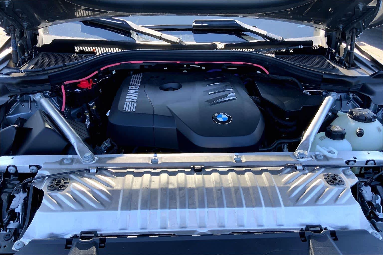 Used 2025 Skyscraper Gray Metallic BMW 30 xDrive image 31