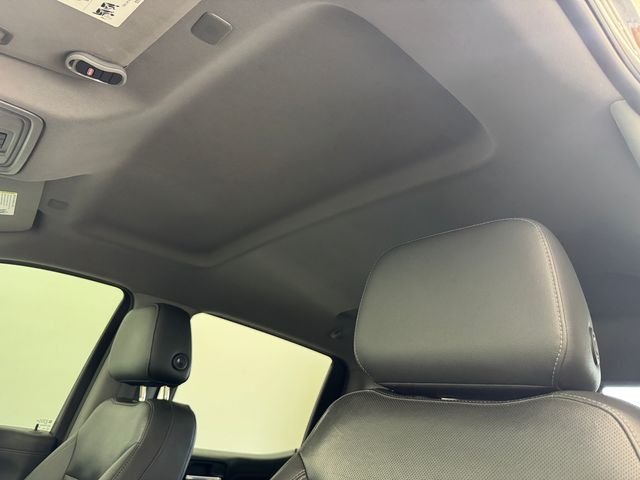 Used 2021 Onyx Black GMC SLT image 5