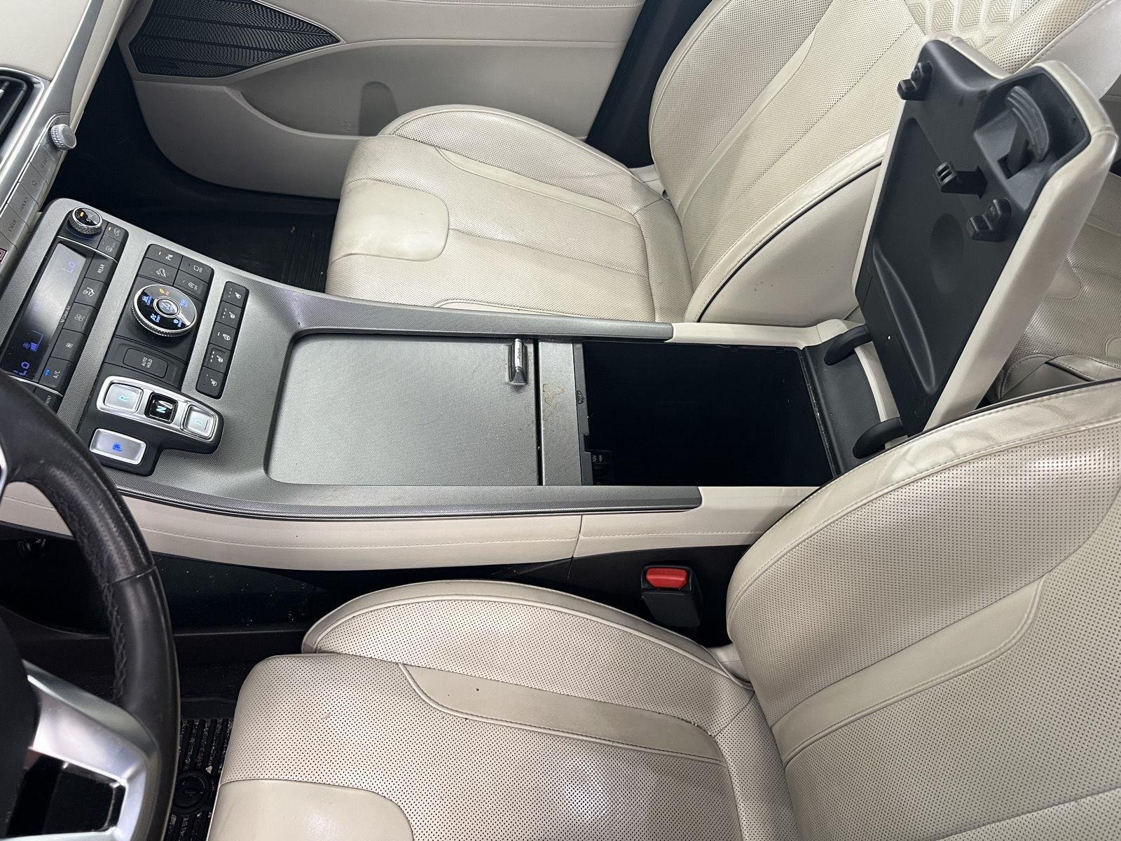 Used 2020 Becketts Black Hyundai Limited image 18
