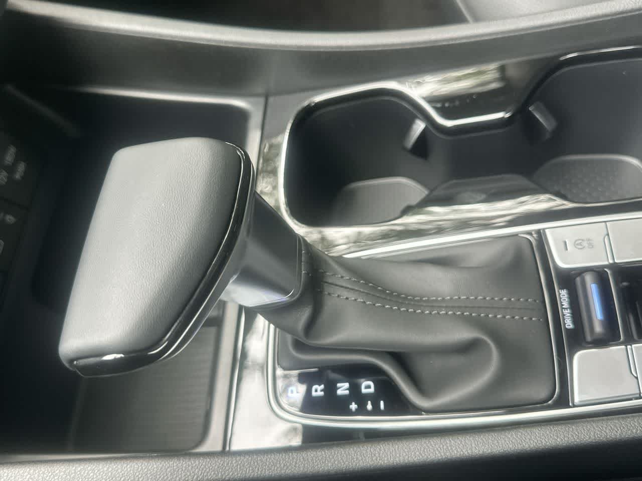 New 2026 Ecotronic Gray Hyundai SEL Premium FWD image 21