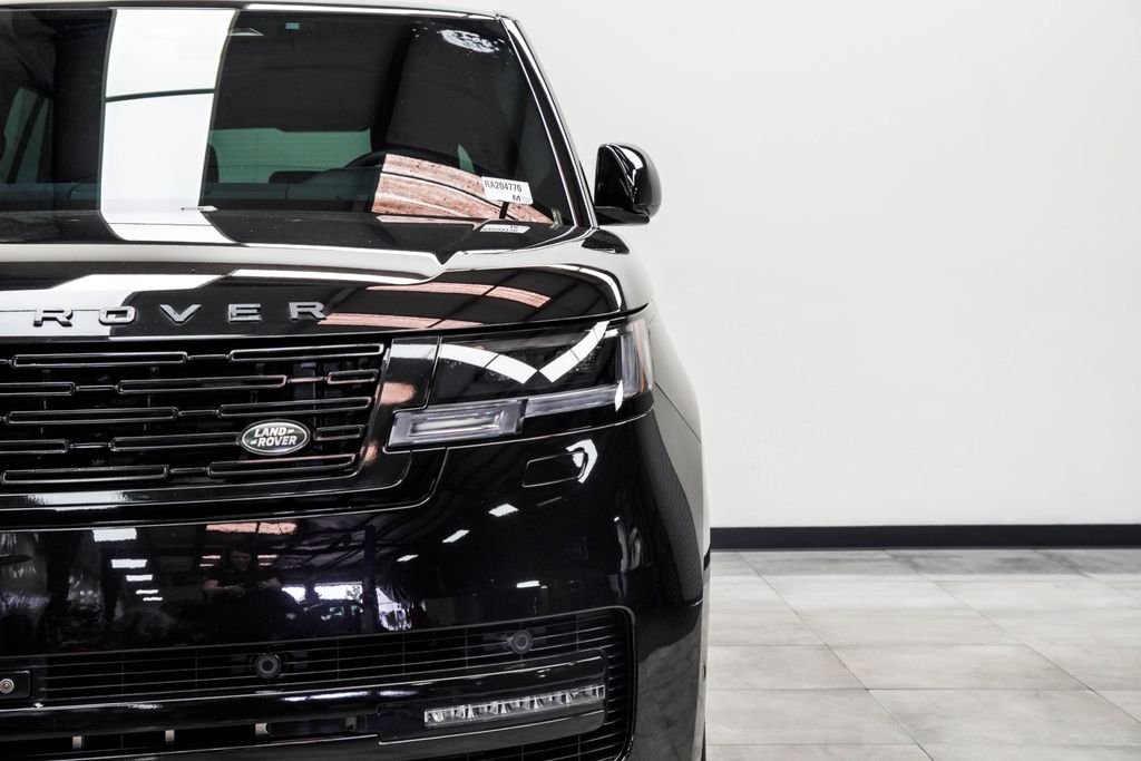 Used 2024 Black Land Rover SE image 8