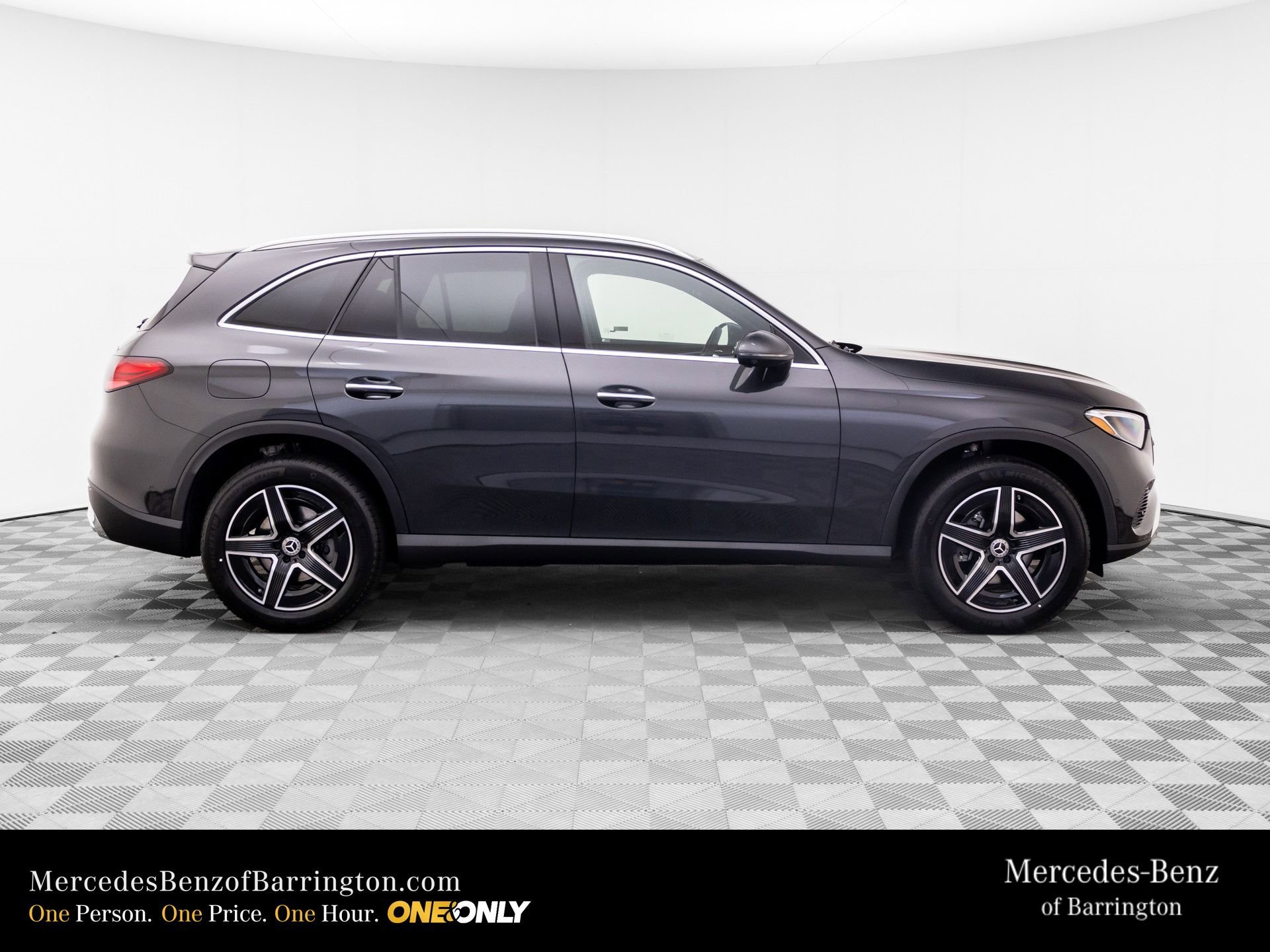 New 2026 Graphite Grey Metallic Mercedes-Benz GLC 300 image 54