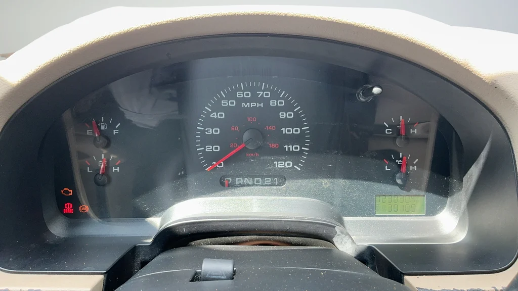 Used 2004 Beige Ford XL image 8