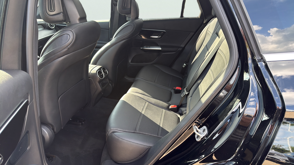 Used 2026 Black Mercedes-Benz GLC 300 image 20