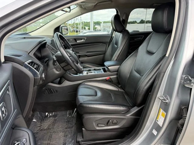 Used 2022 Silver Ford Titanium image 20