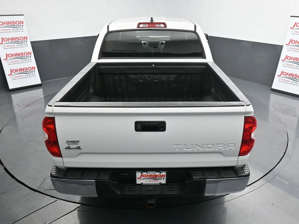 Used 2021 White Toyota SR5 image 32