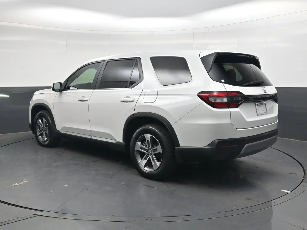 Certified Used 2025 Platinum White Pearl Honda EX-L image 51