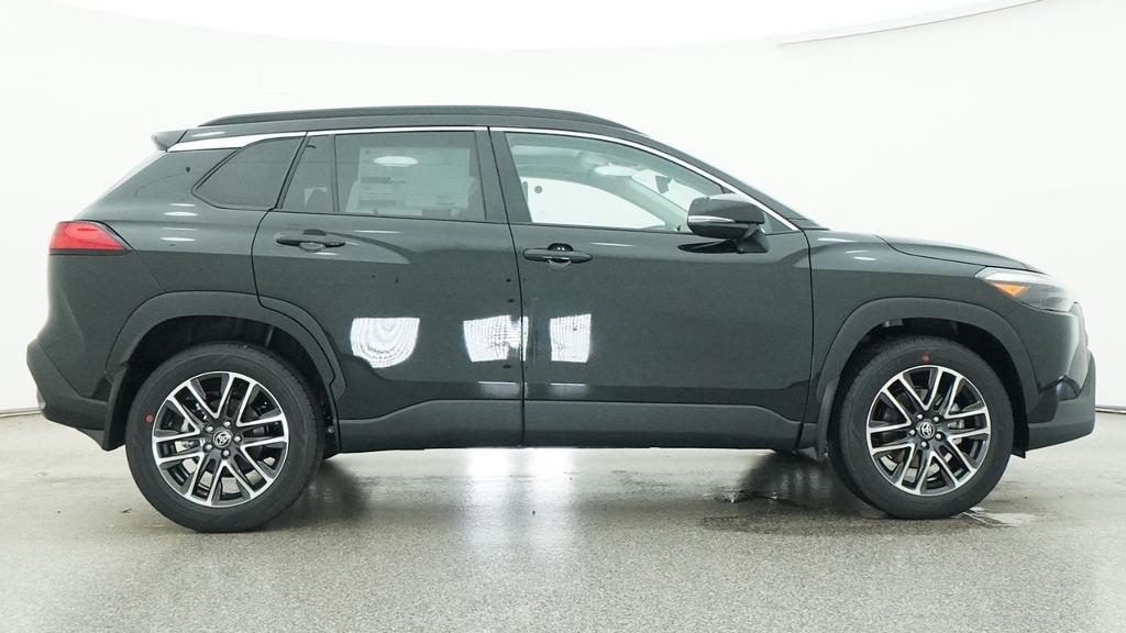 New 2026 Jet Black Toyota XLE image 13