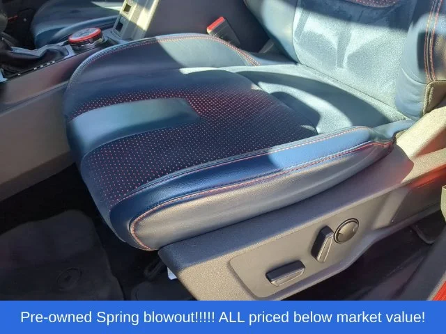 Used 2022 Red Ford Raptor image 23