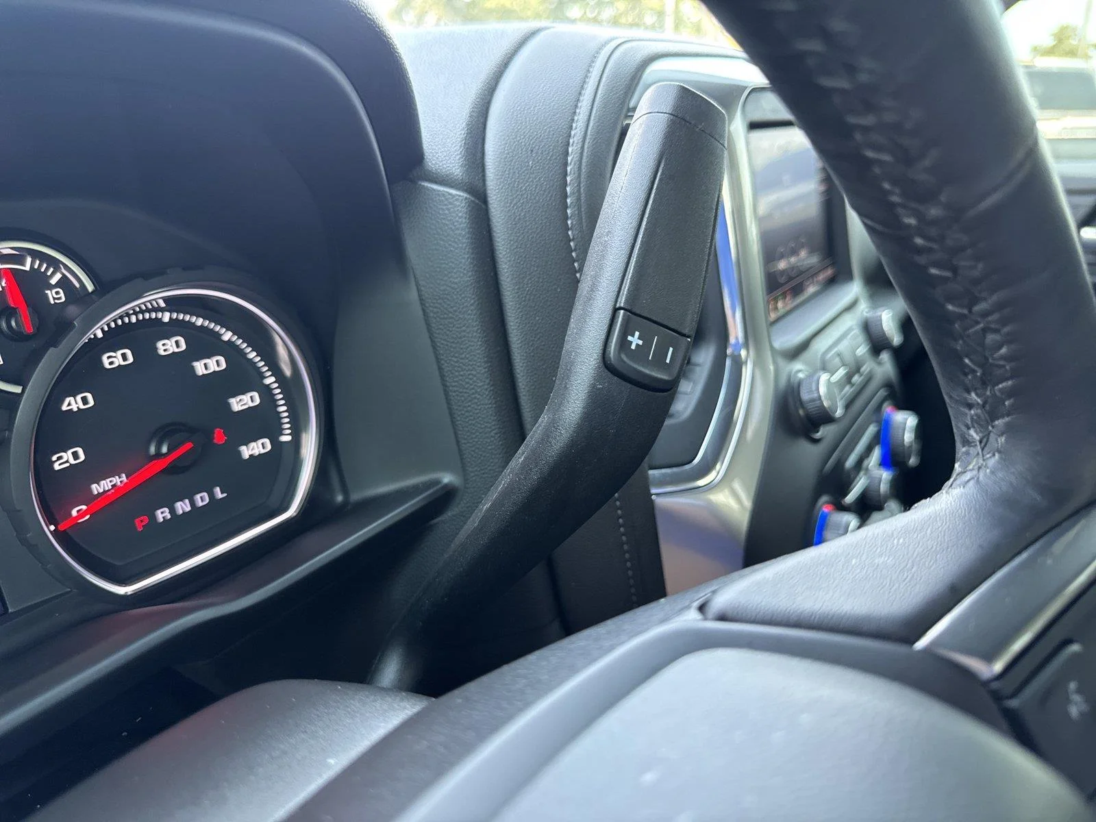 Used 2022 SATIN STEEL METALLIC Chevrolet LT image 25