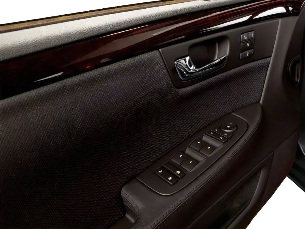 Used 2010 Radiant Silver Cadillac Base image 8
