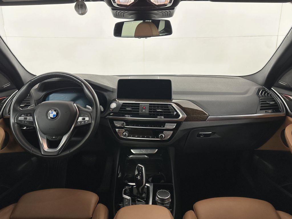 Used 2021 Alpine White BMW xDrive30i image 9