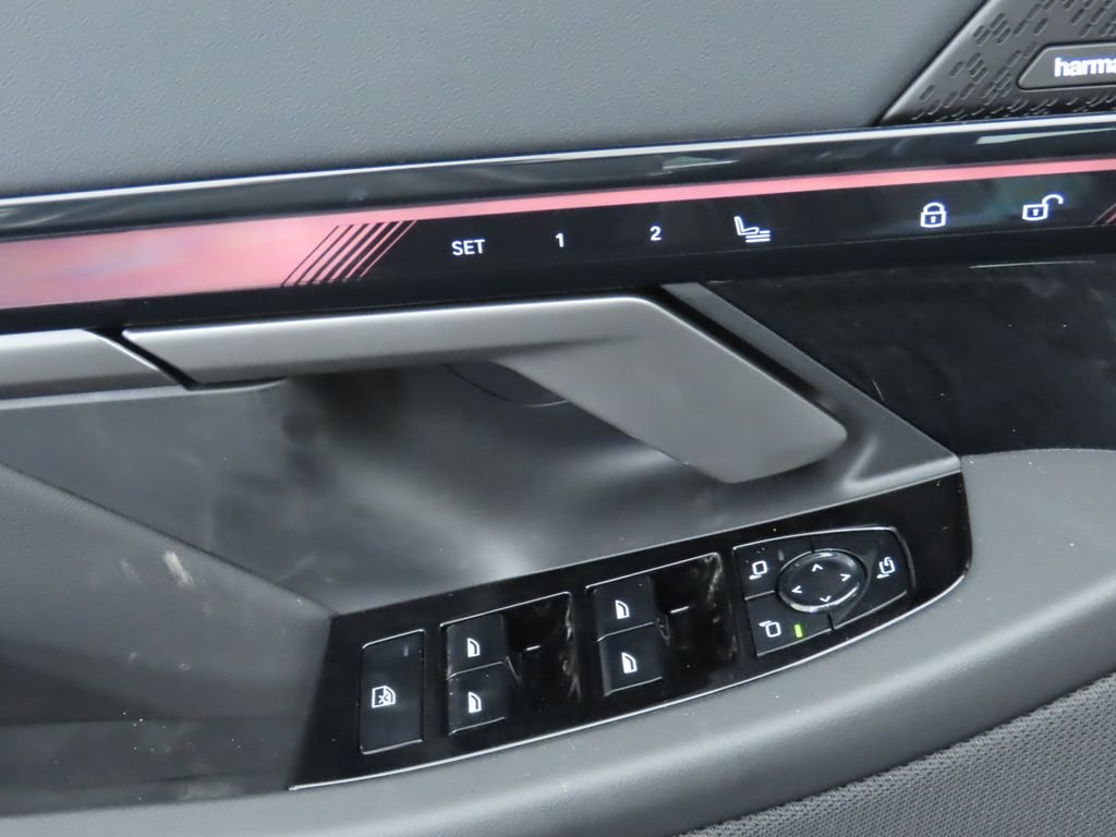 2026 BMW i5 40 - Photo 25