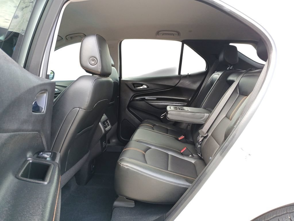 Certified Used 2022 Iridescent Pearl Tricoat Chevrolet Premier image 26