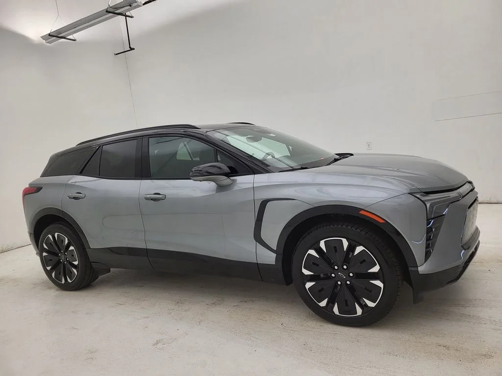 2026 Chevrolet Blazer EV RS AWD's photo