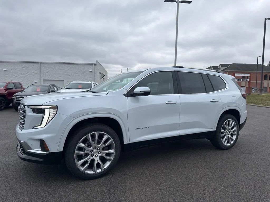 2026 GMC Acadia Denali AWD's photo