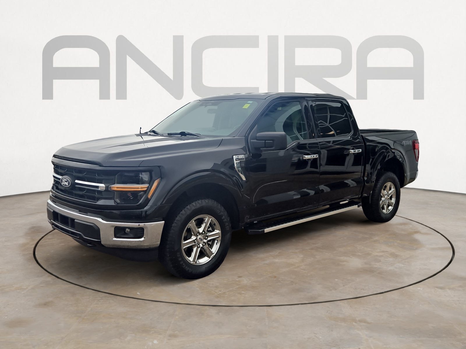 Used 2025 Black Metallic Ford XLT image 5