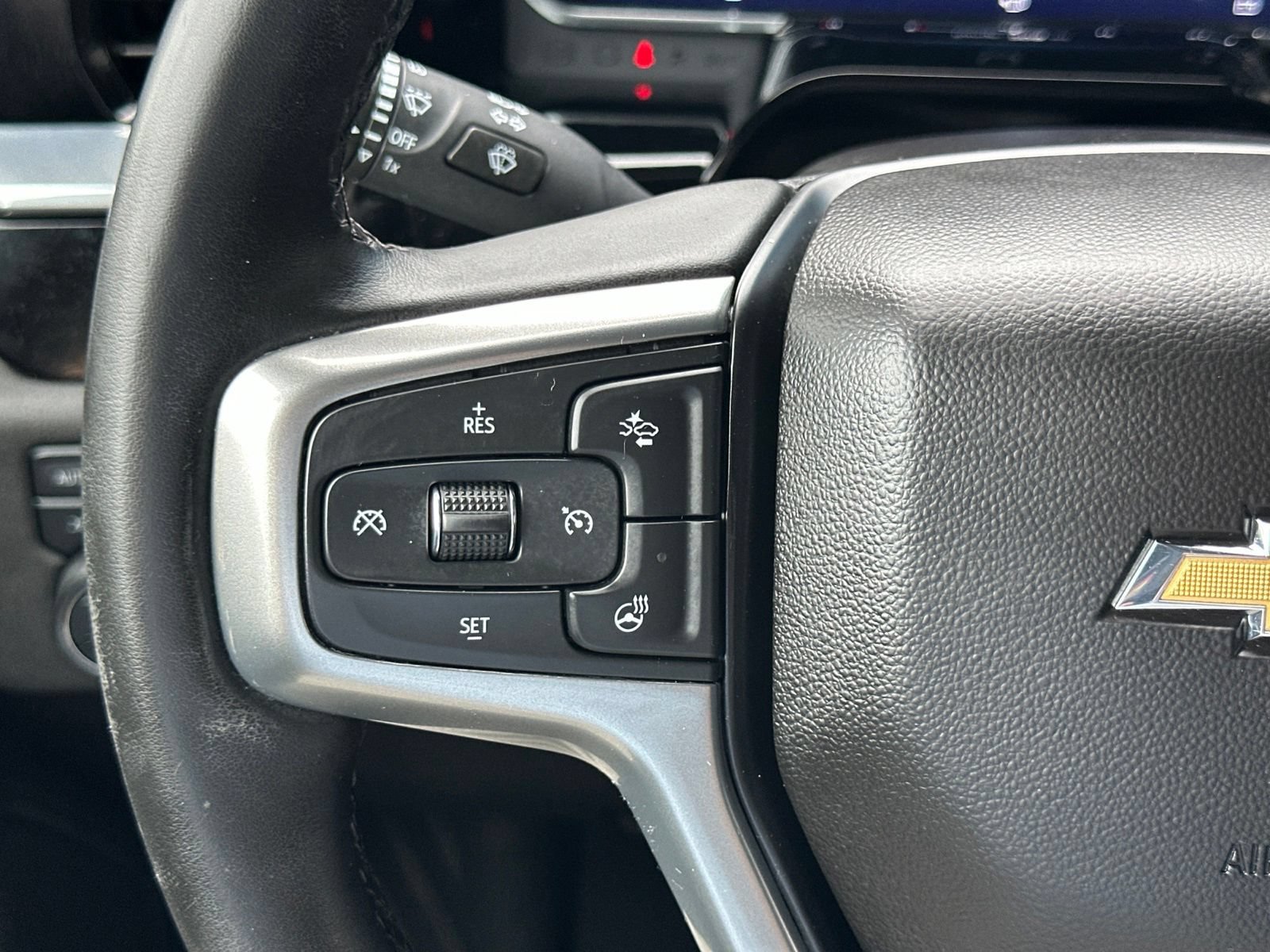 Used 2023 Dark Ash Metallic Chevrolet LT with Z71 Off-Road & Protection Package - Convenience Package - Remote Start - Trailering Package image 31