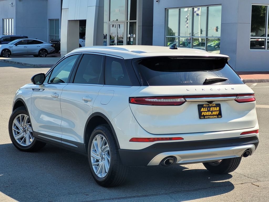 Used 2020 White Lincoln Standard image 6