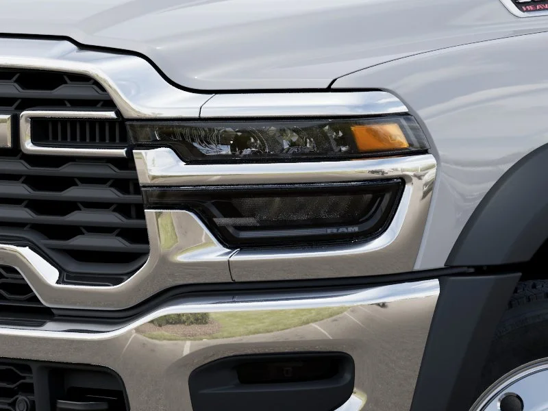 New 2026 Bright White Clearcoat RAM Tradesman image 38