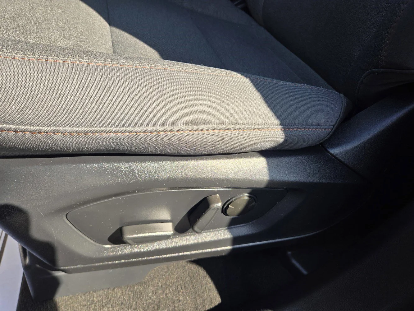Used 2025 Blue Ford Active image 28