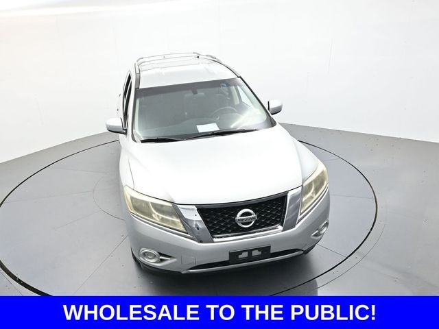 Used 2014 Silver Nissan SV image 38