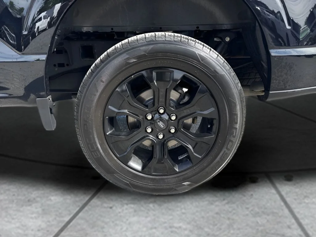 Used 2023 Black Ford XLT image 36