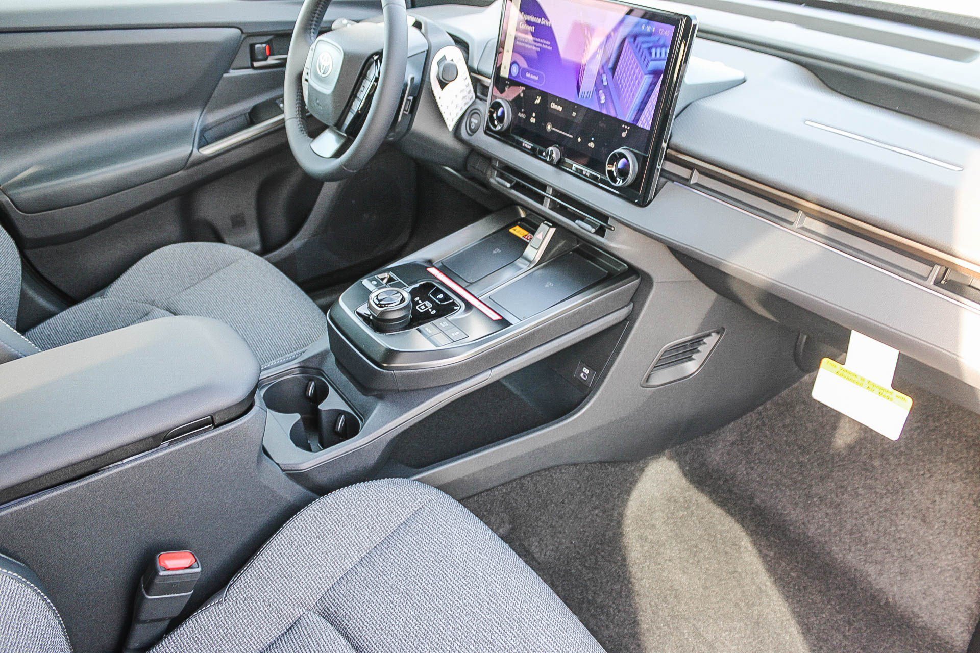 New 2026 Wind Chill Pearl <sup>1</sup> Toyota  XLE image 18
