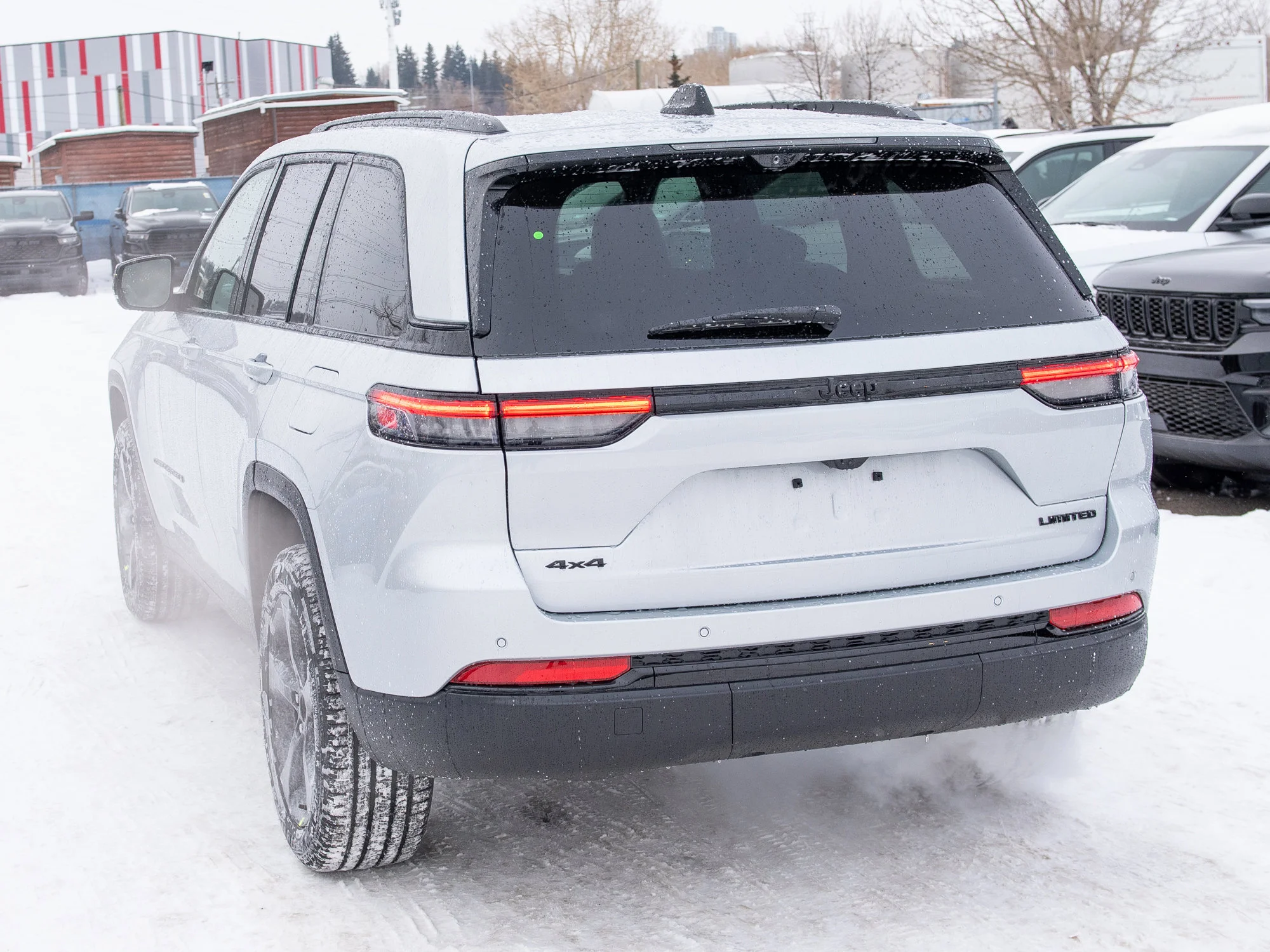 New 2025 Silver Jeep Limited* image 3