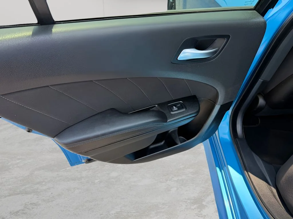 Used 2023 B5 Blue Pearlcoat Dodge R/T image 10
