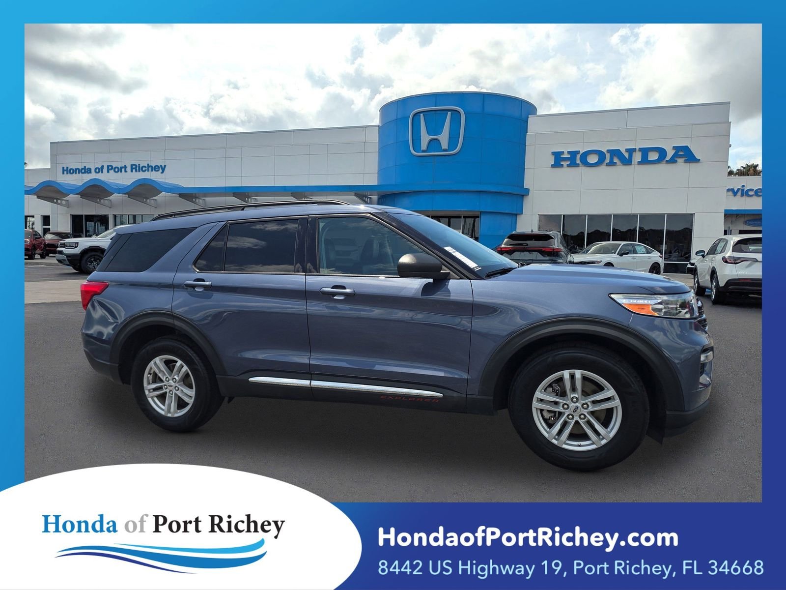 2021 Ford Explorer XLT 4WD's photo
