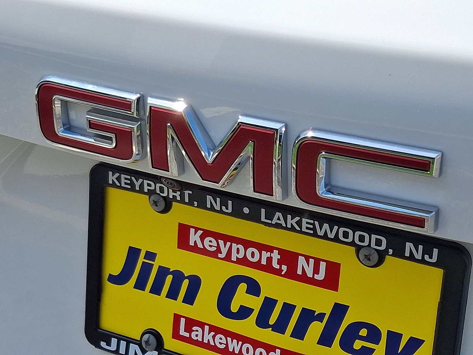 New 2026 Summit White GMC Elevation image 11