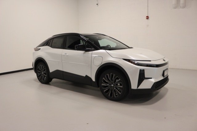 New Toyota C-HR For Sale in Saint Charles, IL