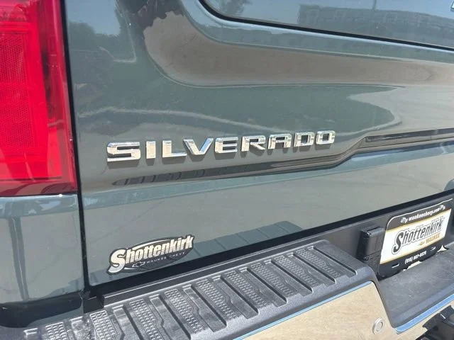 Used 2025 Cypress Gray Chevrolet LTZ image 26