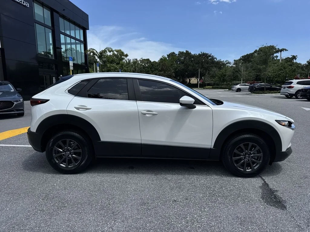 Used 2023 Snowflake White Pearl Mica Mazda 2.5 S image 5