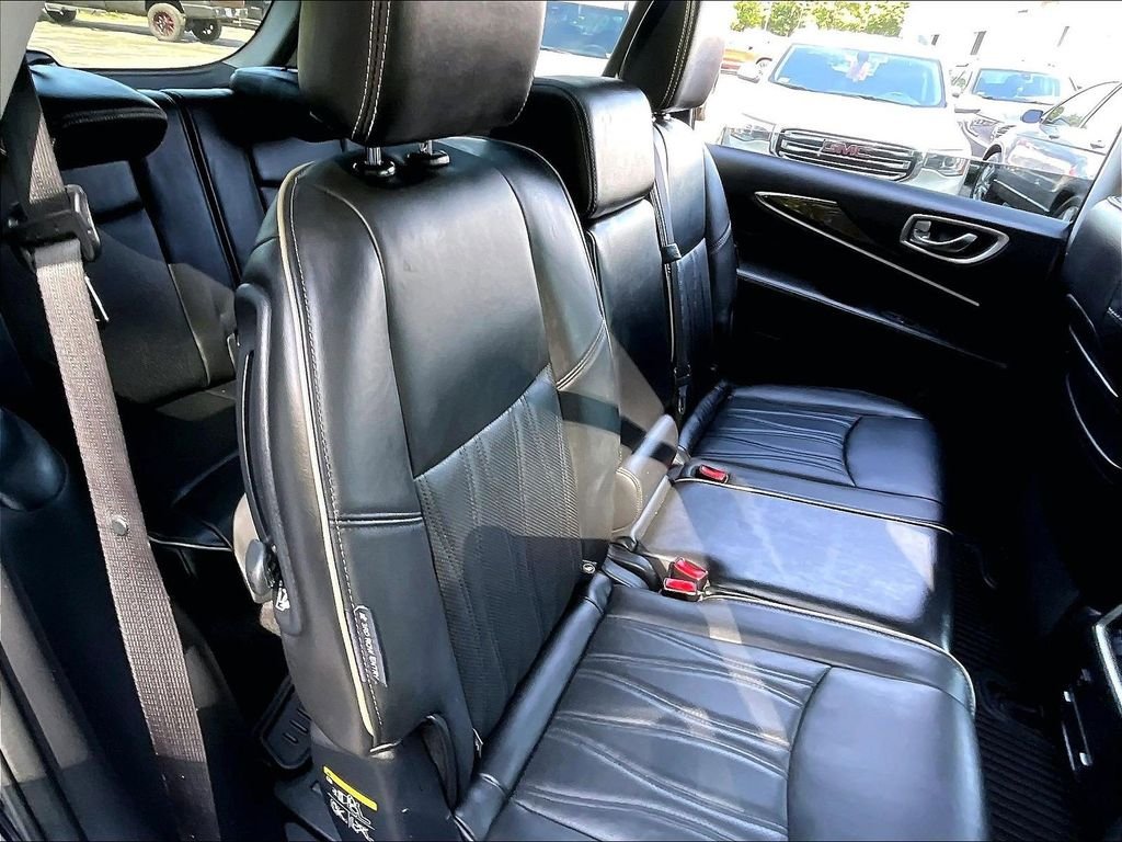 Used 2018 Blue INFINITI Base image 15