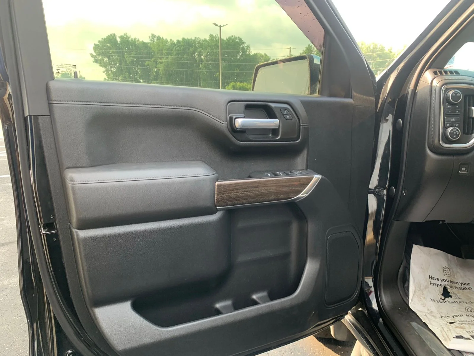 2021 Chevrolet Silverado 1500 LT - Photo 12