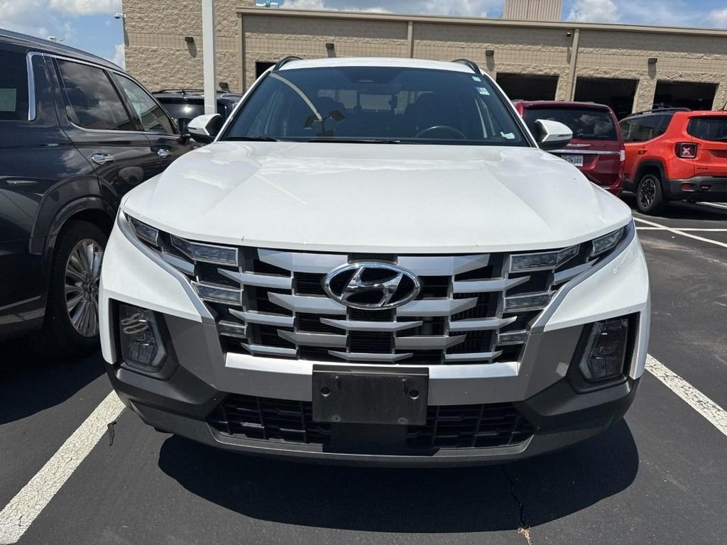 Certified Used 2023 White Hyundai SEL Premium image 2