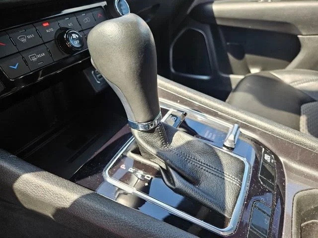 Used 2023 Gray Jeep Latitude image 24
