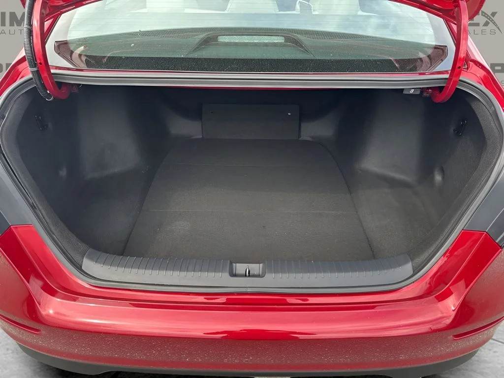 Used 2025 Red Honda LX image 29
