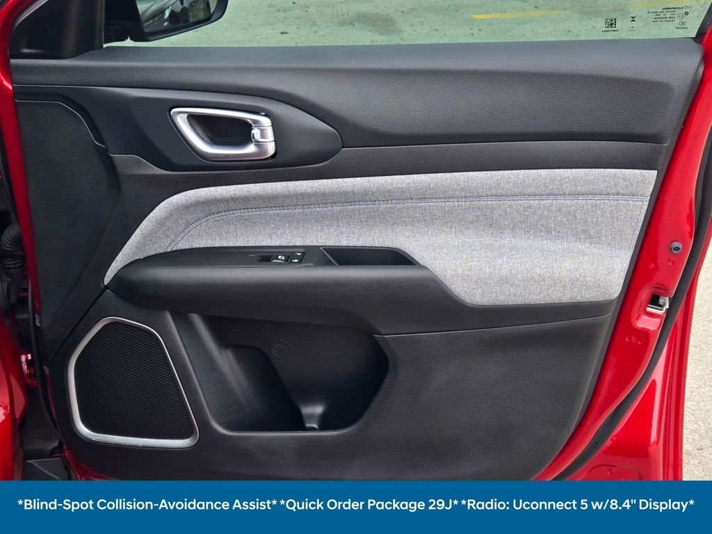 2025 Jeep Compass Latitude - Photo 8