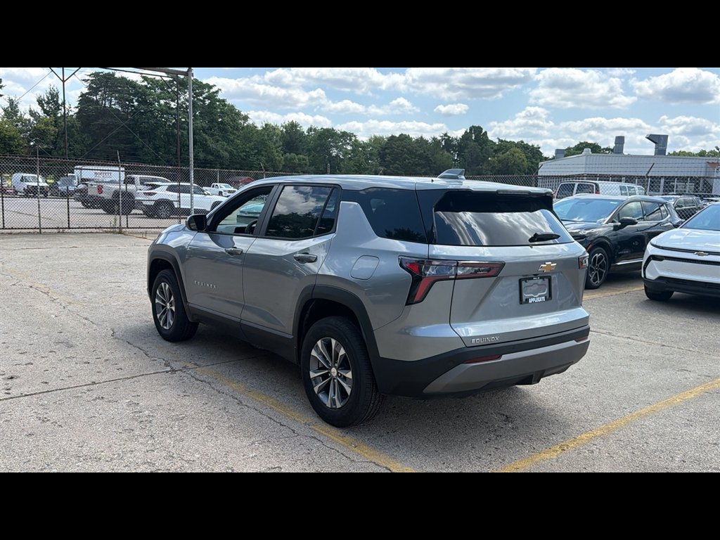 New 2027 Sterling Gray Metallic Chevrolet LT image 4